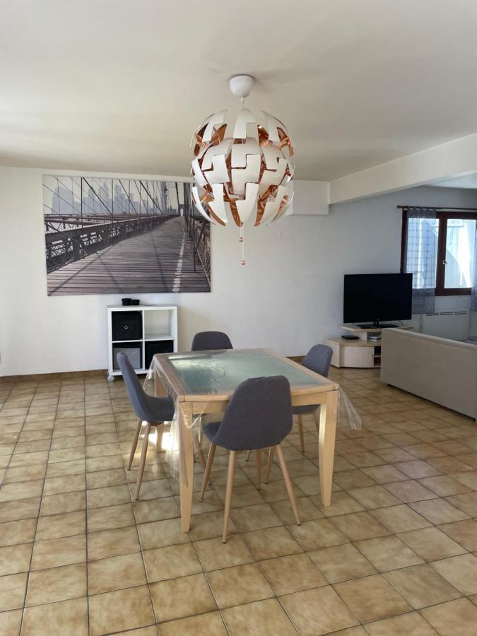 Appartement 110M2 A 2 Km De La Plage De St Georges De Didonne Saint-Georges-de-Didonne Exterior foto